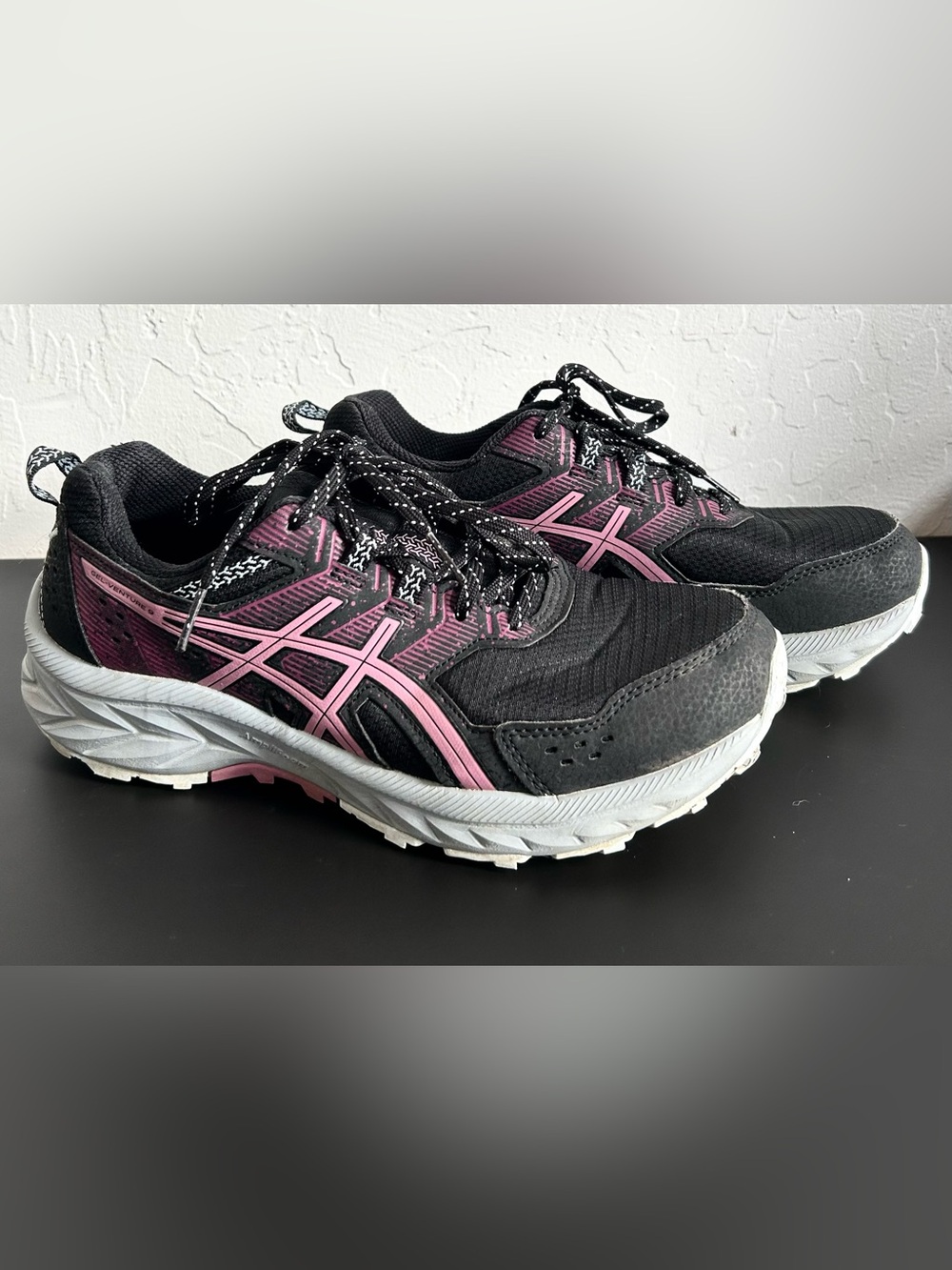 Asics Women's Size 8 Wide Black & Pink Athletic Trail Running/Hiking Sneakers - Picture 2 of 7